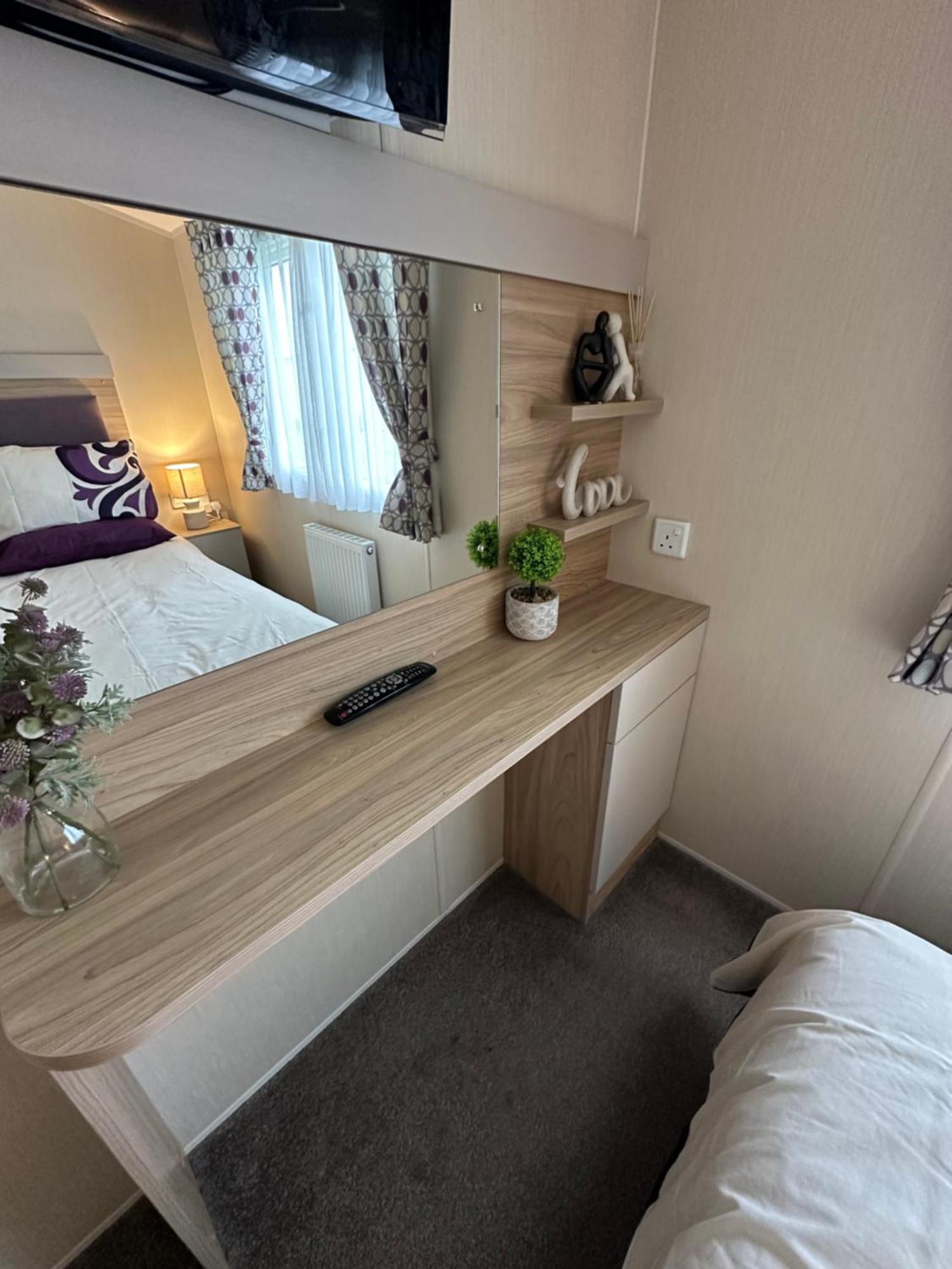 6 Berth Waterside R10 Santanavan 7 Ingoldmells
