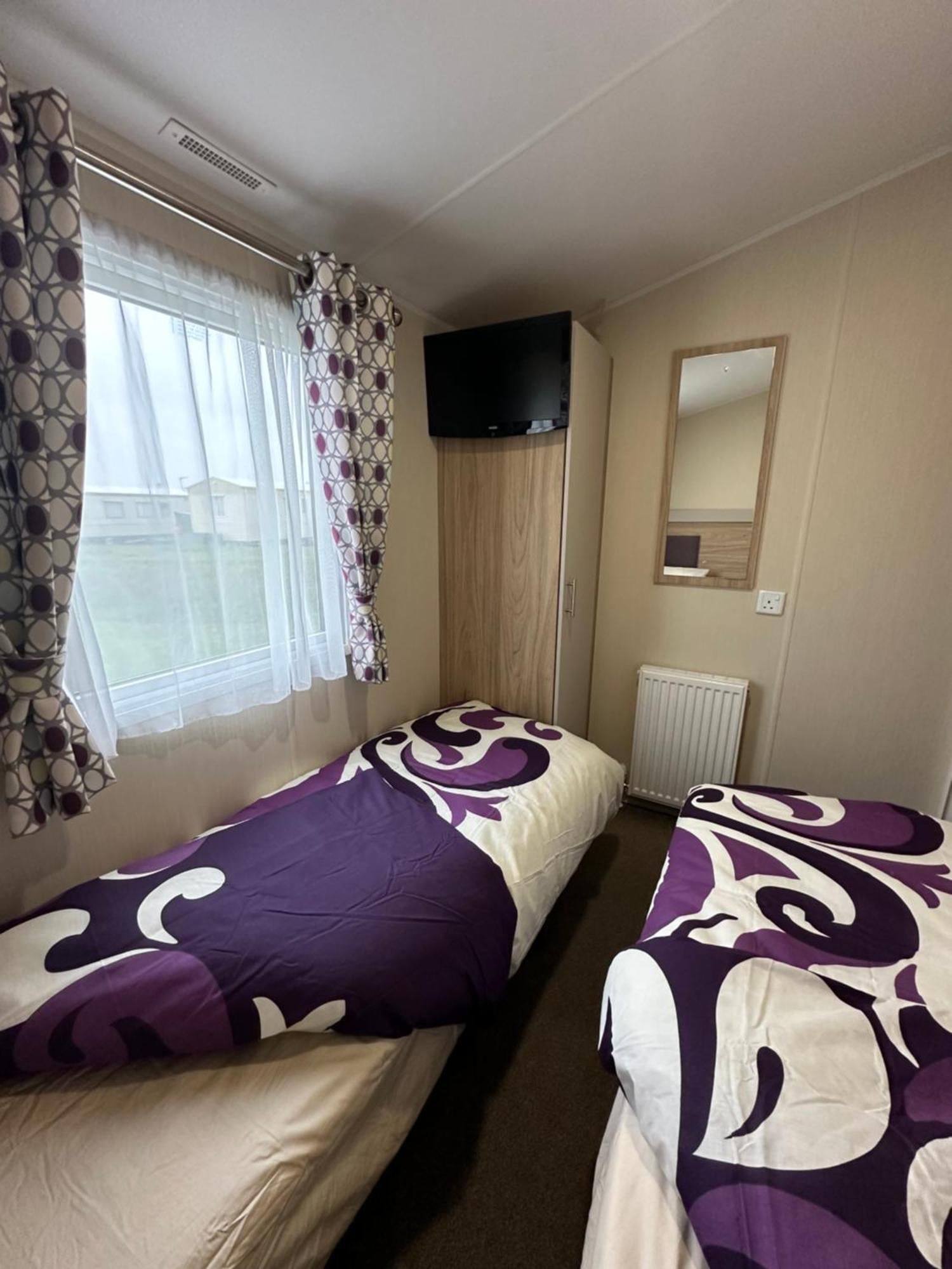 Campsite 6 Berth Waterside R10 Santanavan 7 *
